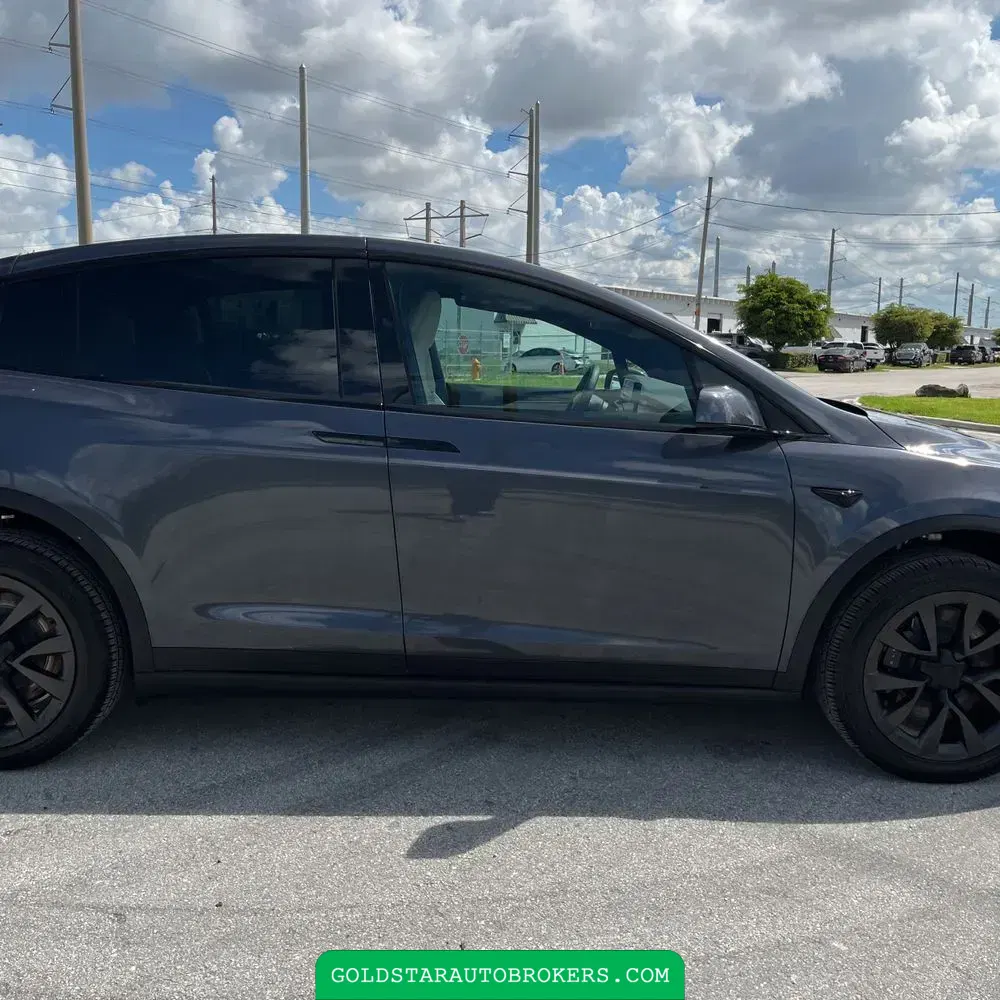 2023 Tesla Model X Long Range