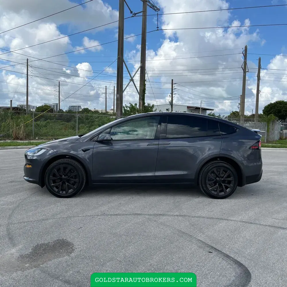2023 Tesla Model X Long Range