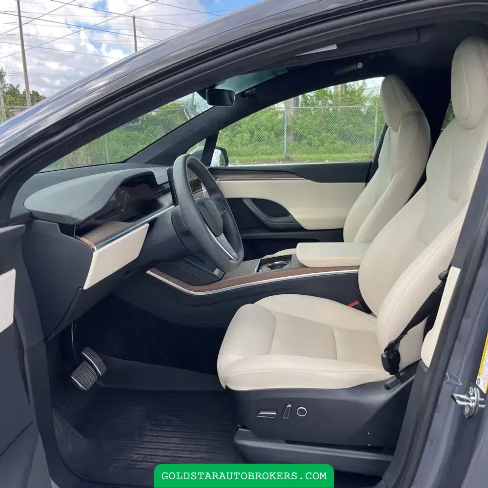 2023 Tesla Model X Long Range