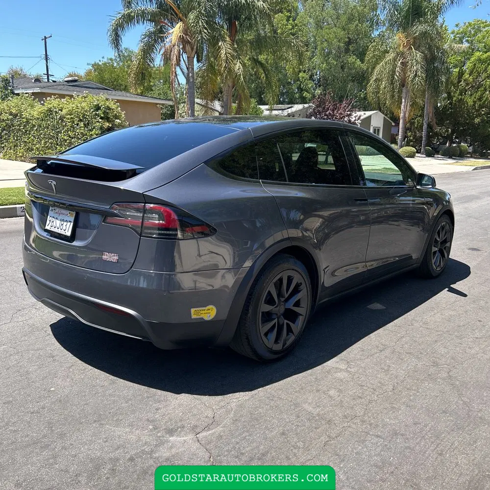 2022 Tesla Model X Plaid