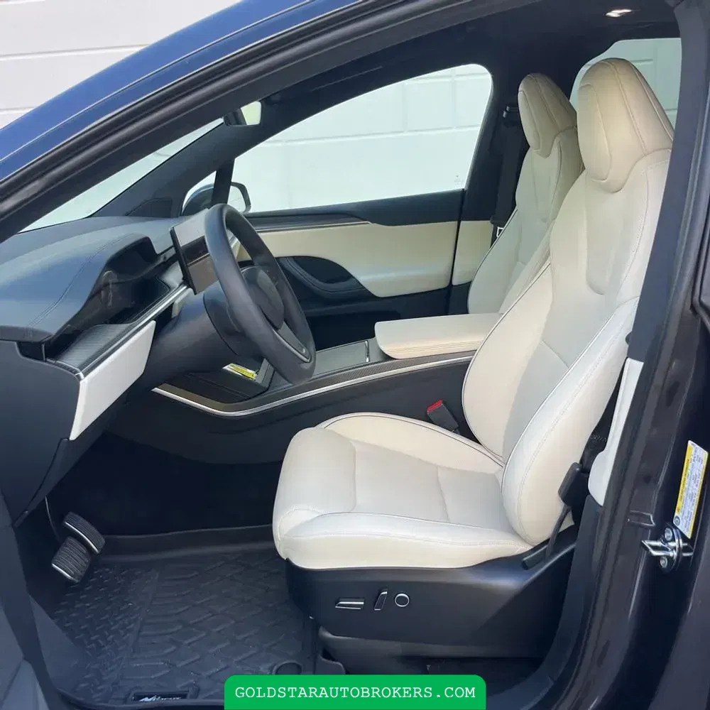 2024 Tesla Model X Plaid