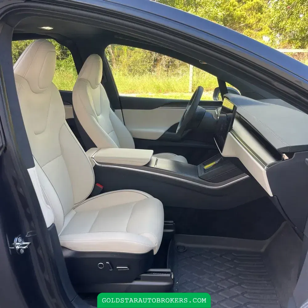 2024 Tesla Model X Plaid