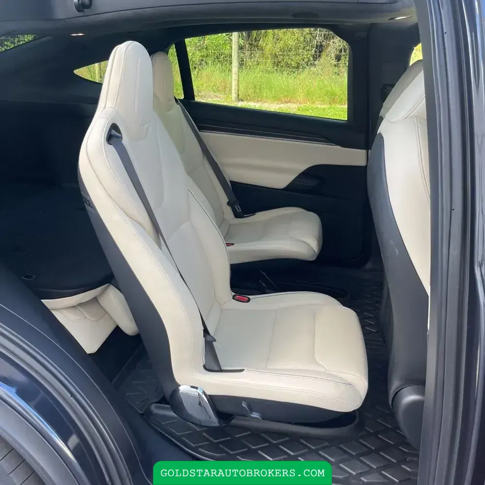 2024 Tesla Model X Plaid