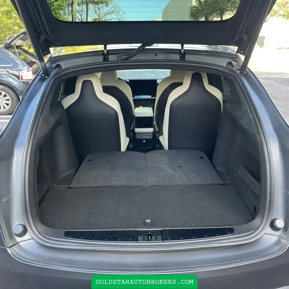 2024 Tesla Model X Plaid