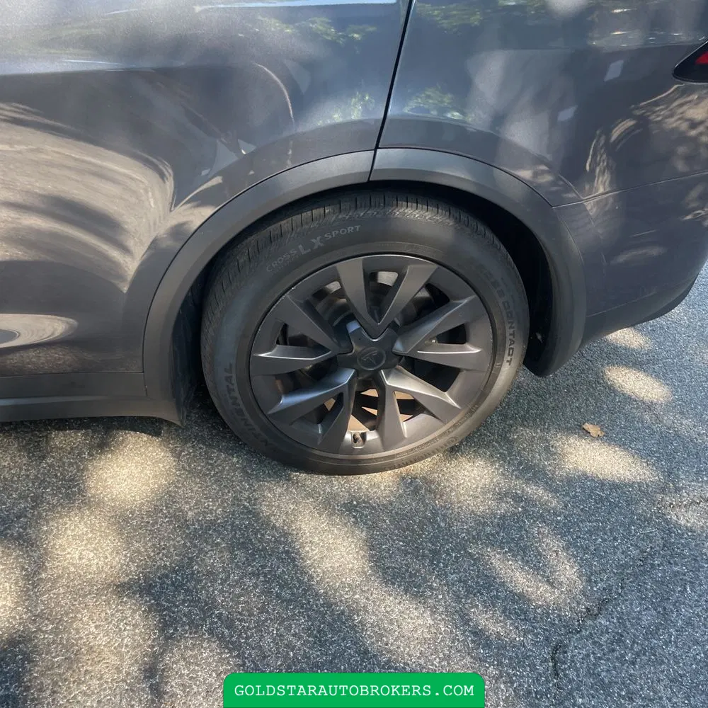 2023 Tesla Model X Standard Range