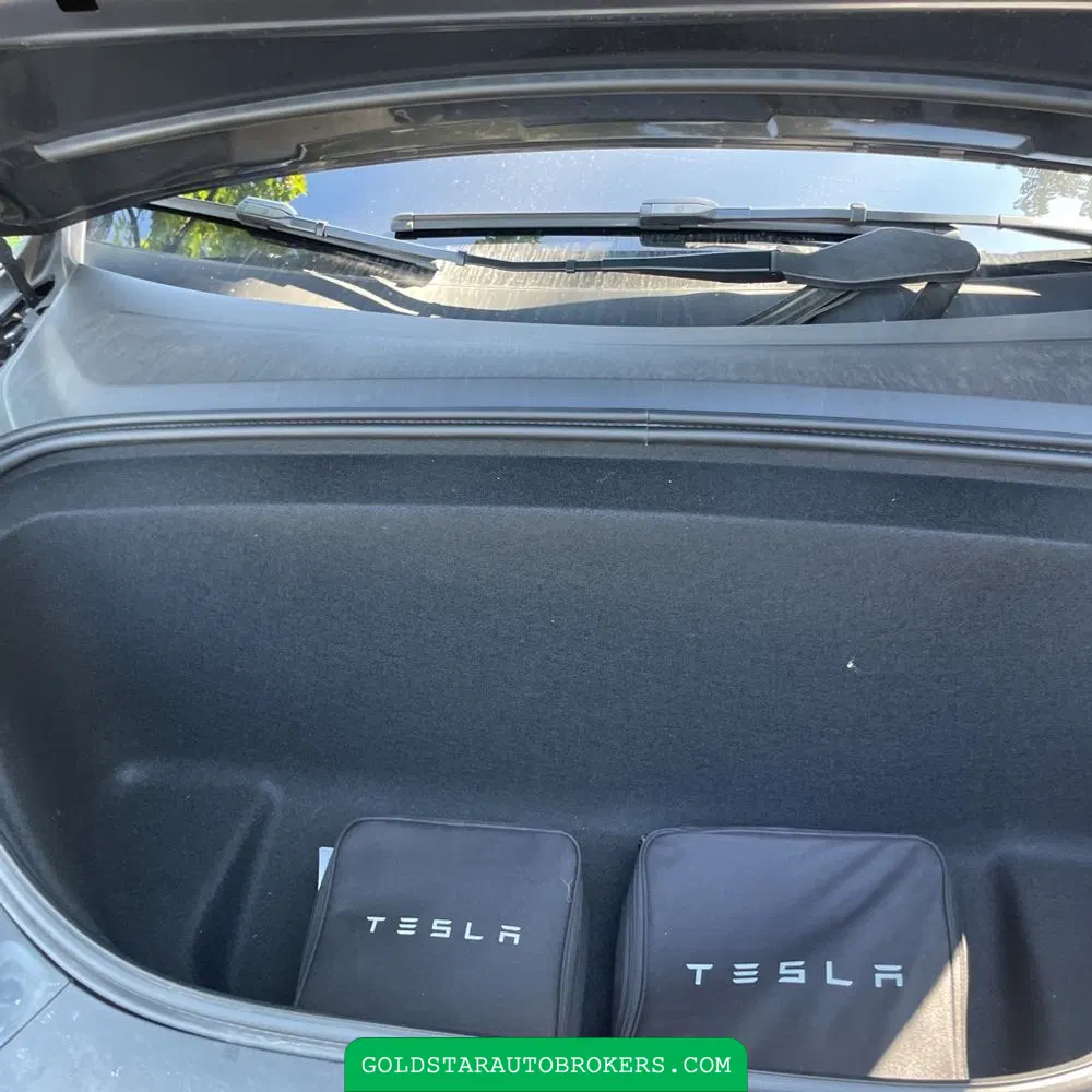 2023 Tesla Model X Standard Range