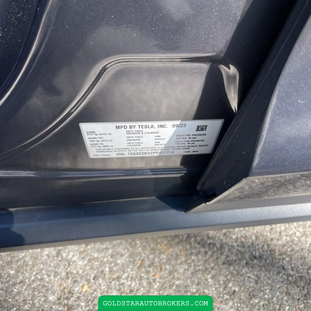 2023 Tesla Model X Standard Range