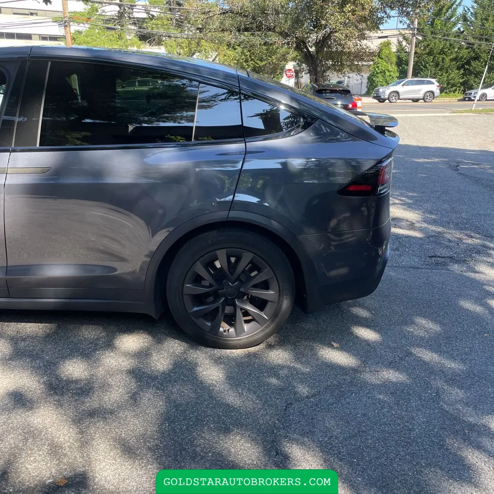 2023 Tesla Model X Standard Range