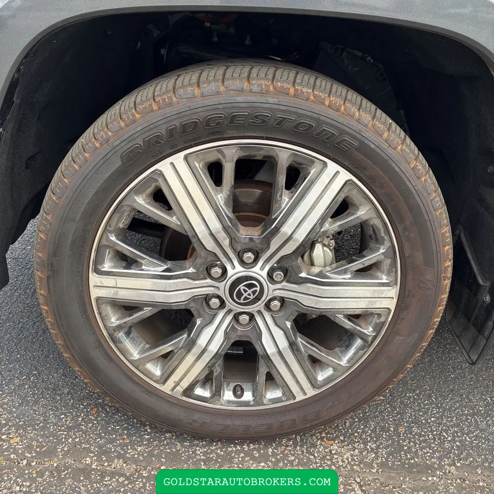 2023 Toyota Sequoia Capstone