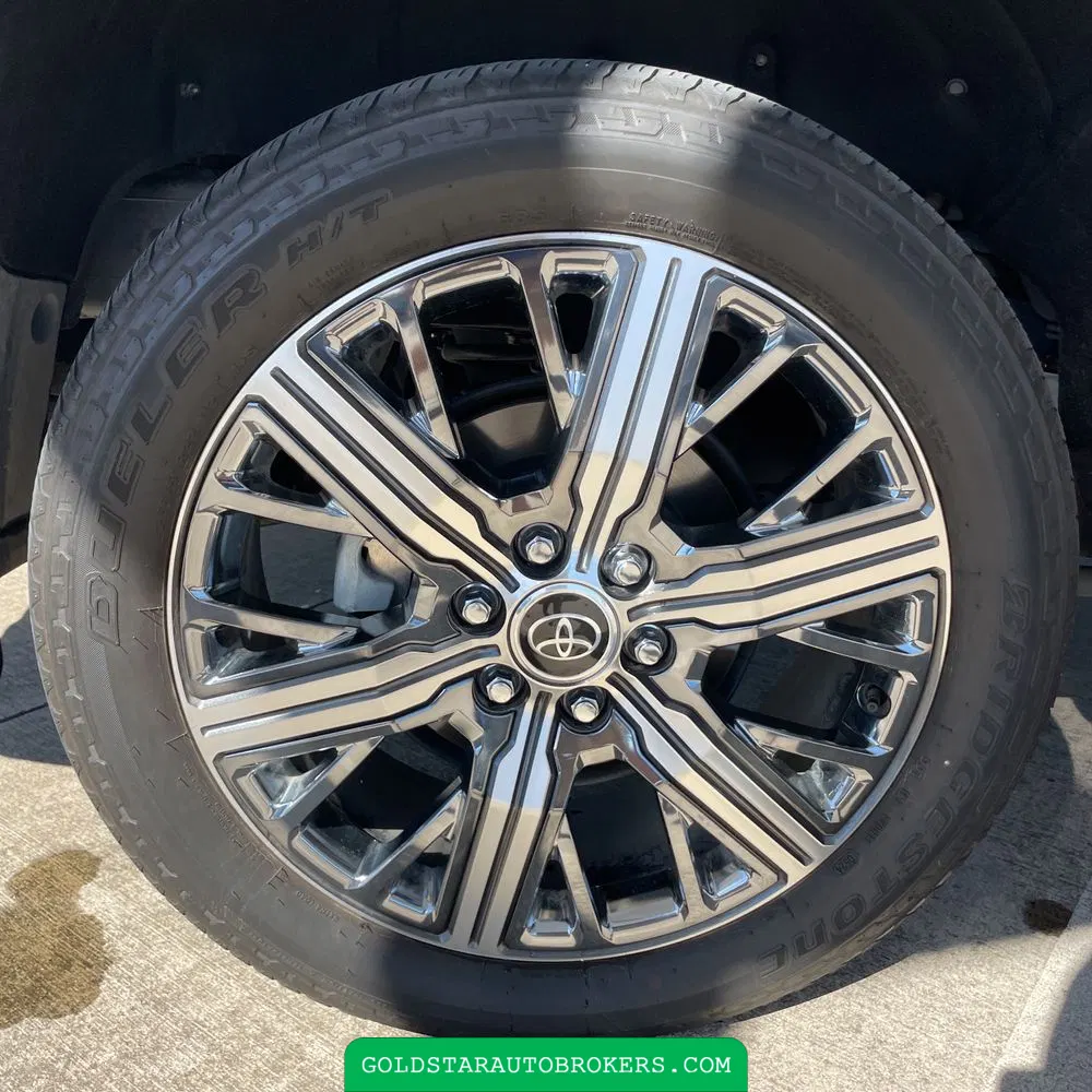 2024 Toyota Sequoia Capstone