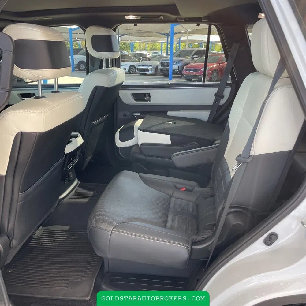 2024 Toyota Sequoia Capstone