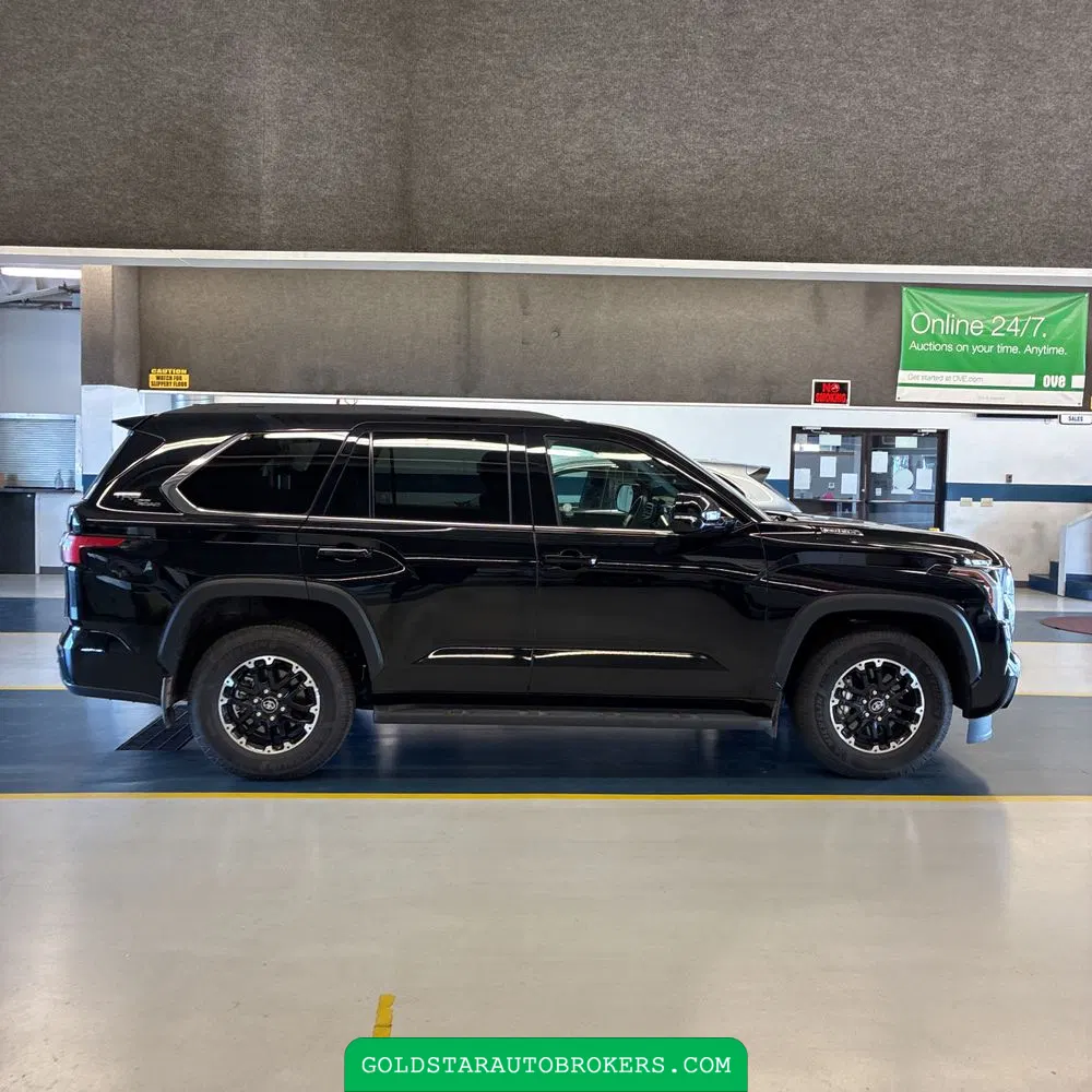 2025 Toyota Sequoia SR5