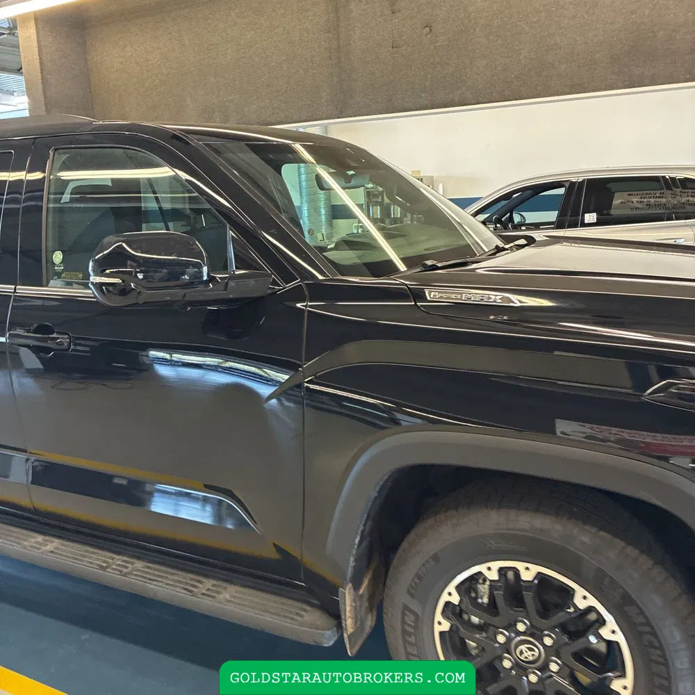 2025 Toyota Sequoia SR5
