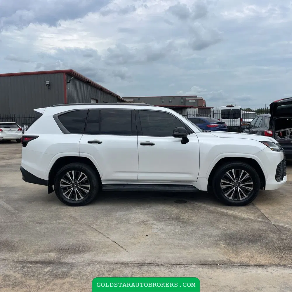 2022 Lexus LX 600 Premium
