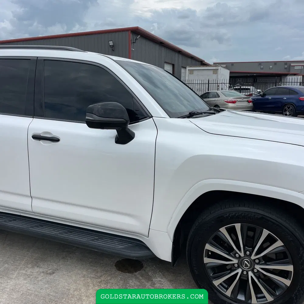 2022 Lexus LX 600 Premium