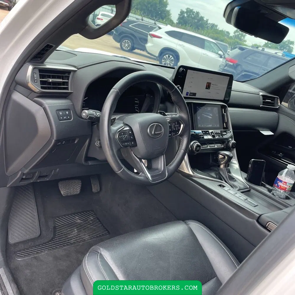 2022 Lexus LX 600 Premium