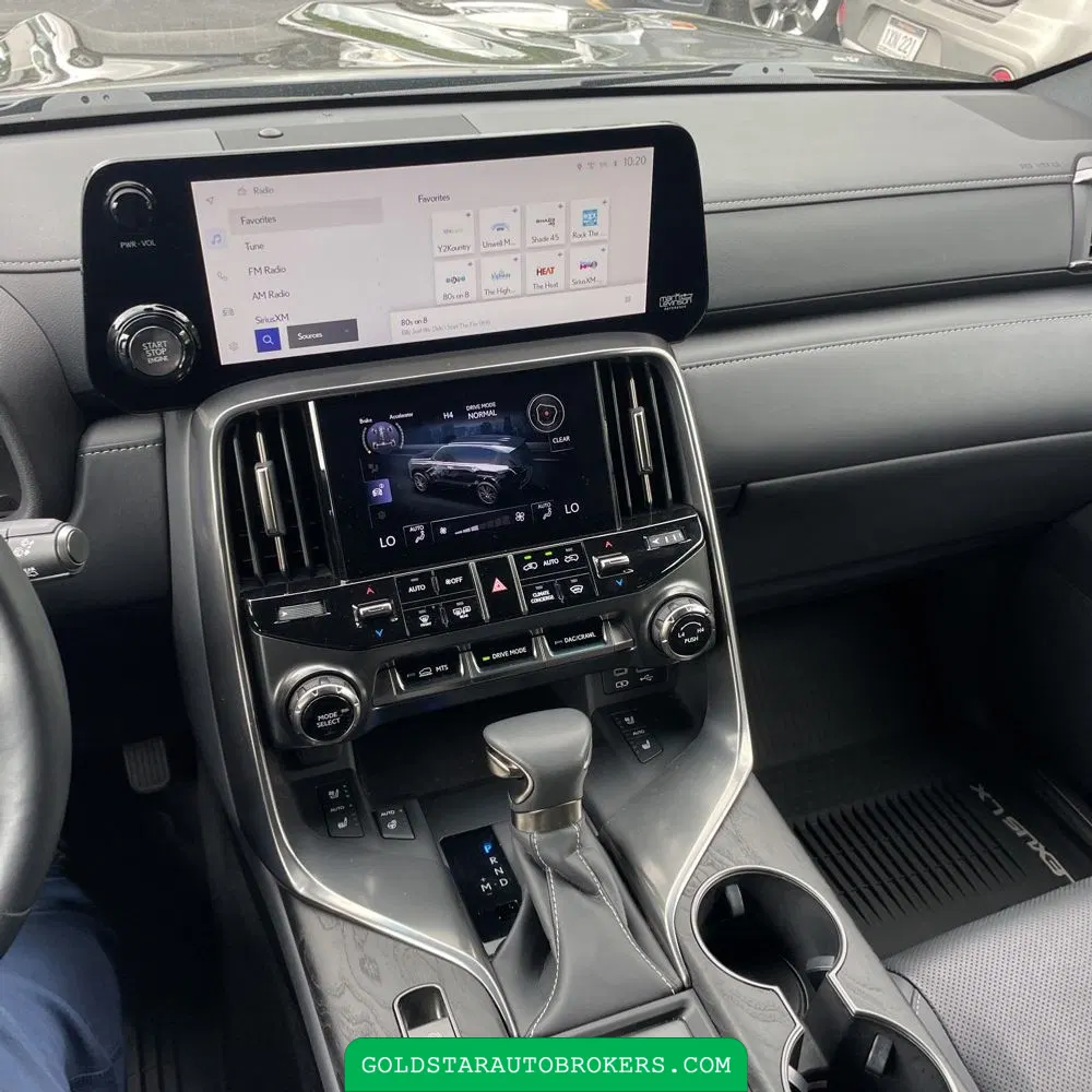 2024 Lexus LX 600 Premium