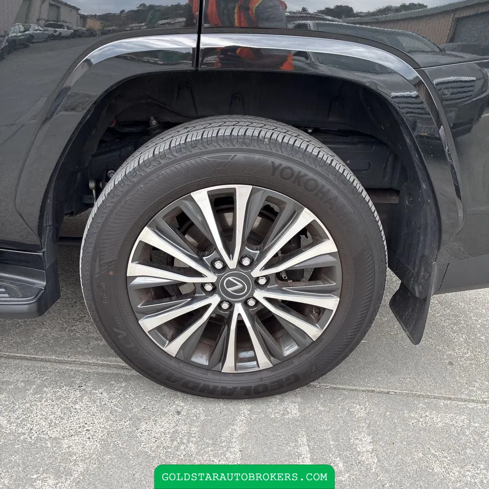 2024 Lexus LX 600 Premium