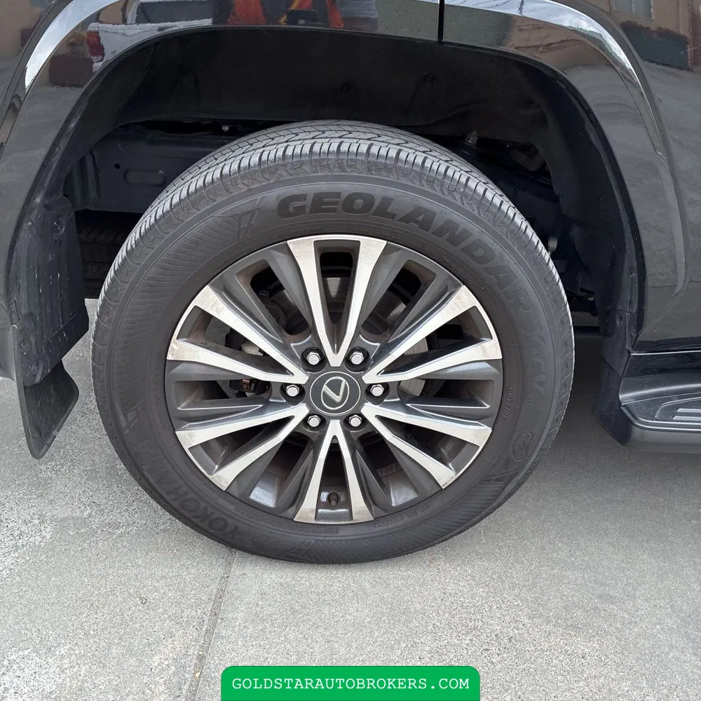 2024 Lexus LX 600 Premium