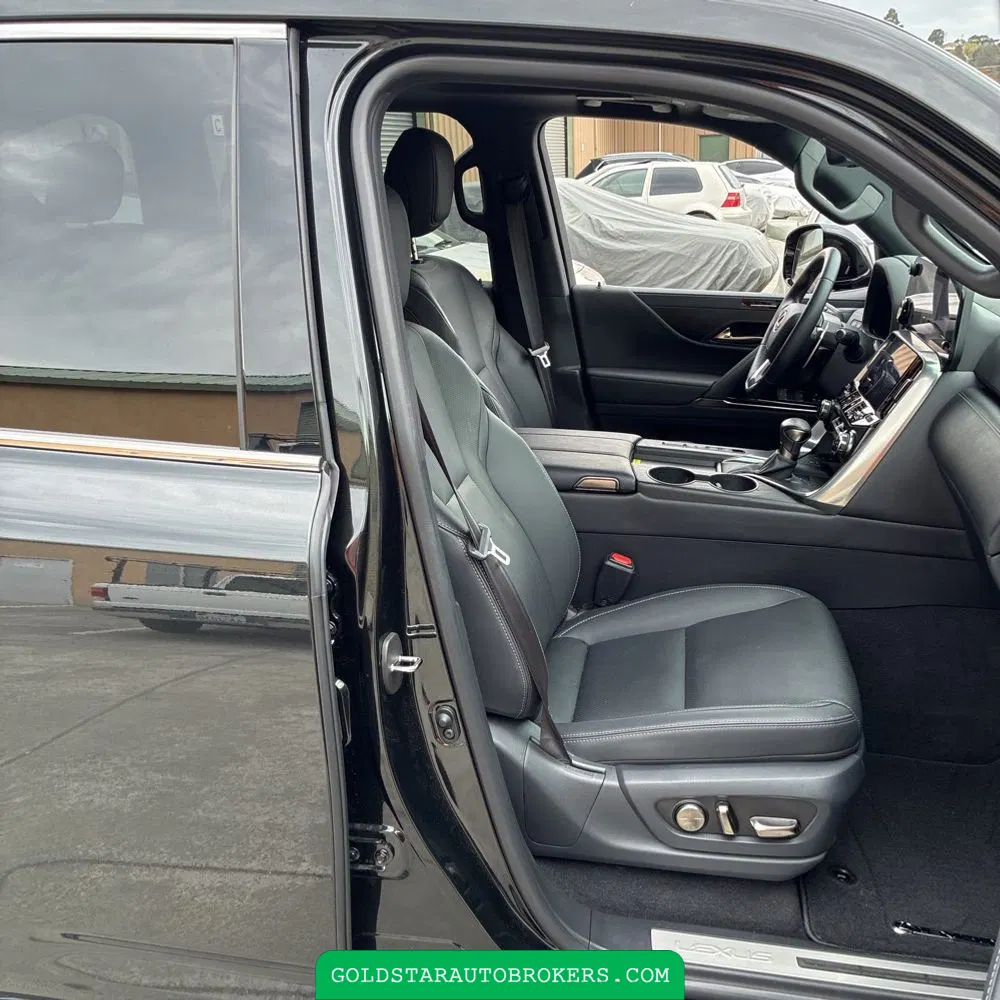 2024 Lexus LX 600 Premium