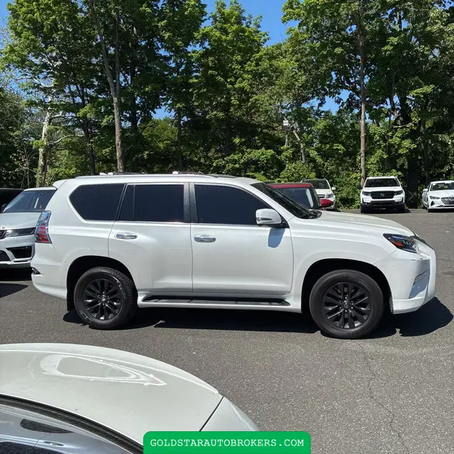 2023 Lexus GX 460 Base