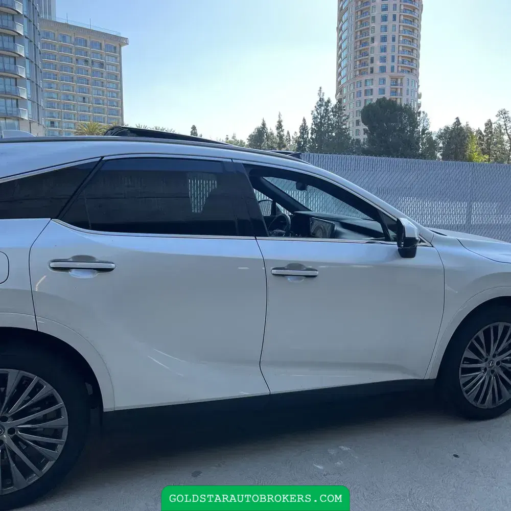 2024 Lexus RX 450h+ Luxury