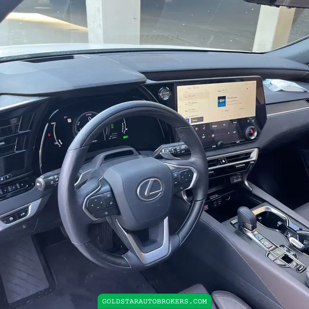 2024 Lexus RX 450h+ Luxury
