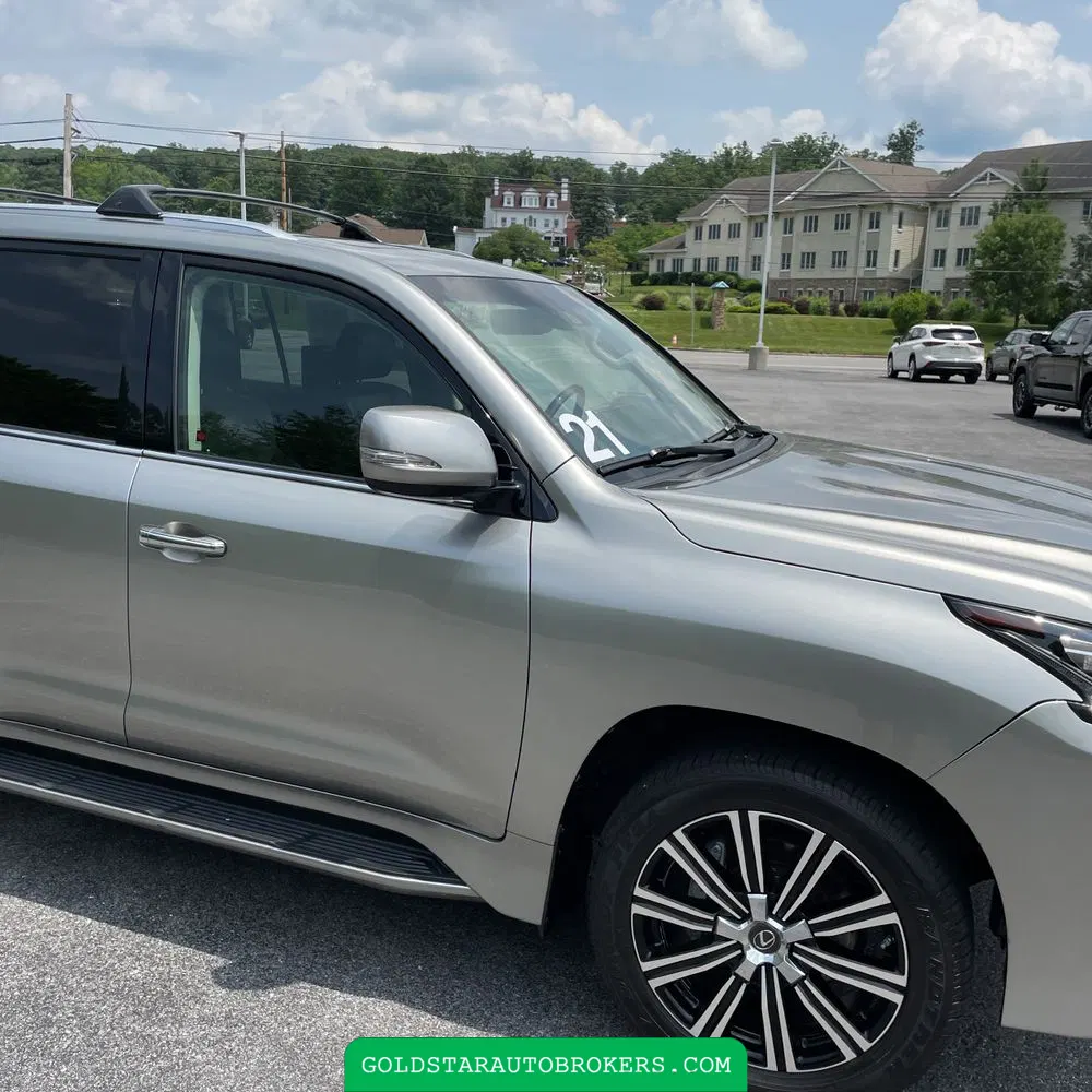 2021 Lexus LX 570 Three-Row
