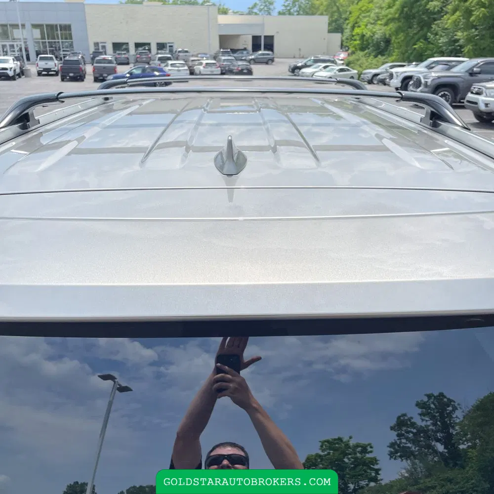 2021 Lexus LX 570 Three-Row