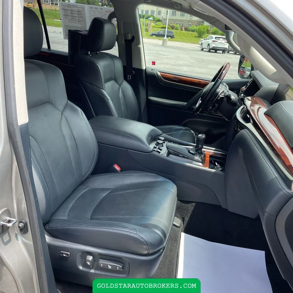 2021 Lexus LX 570 Three-Row