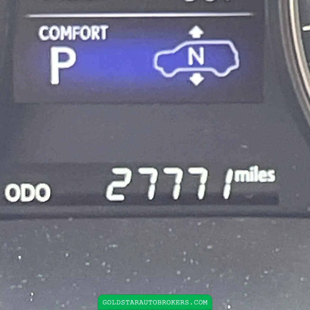 2021 Lexus LX 570 Three-Row