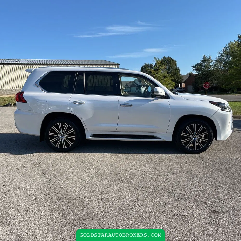 2021 Lexus LX 570 Three-Row