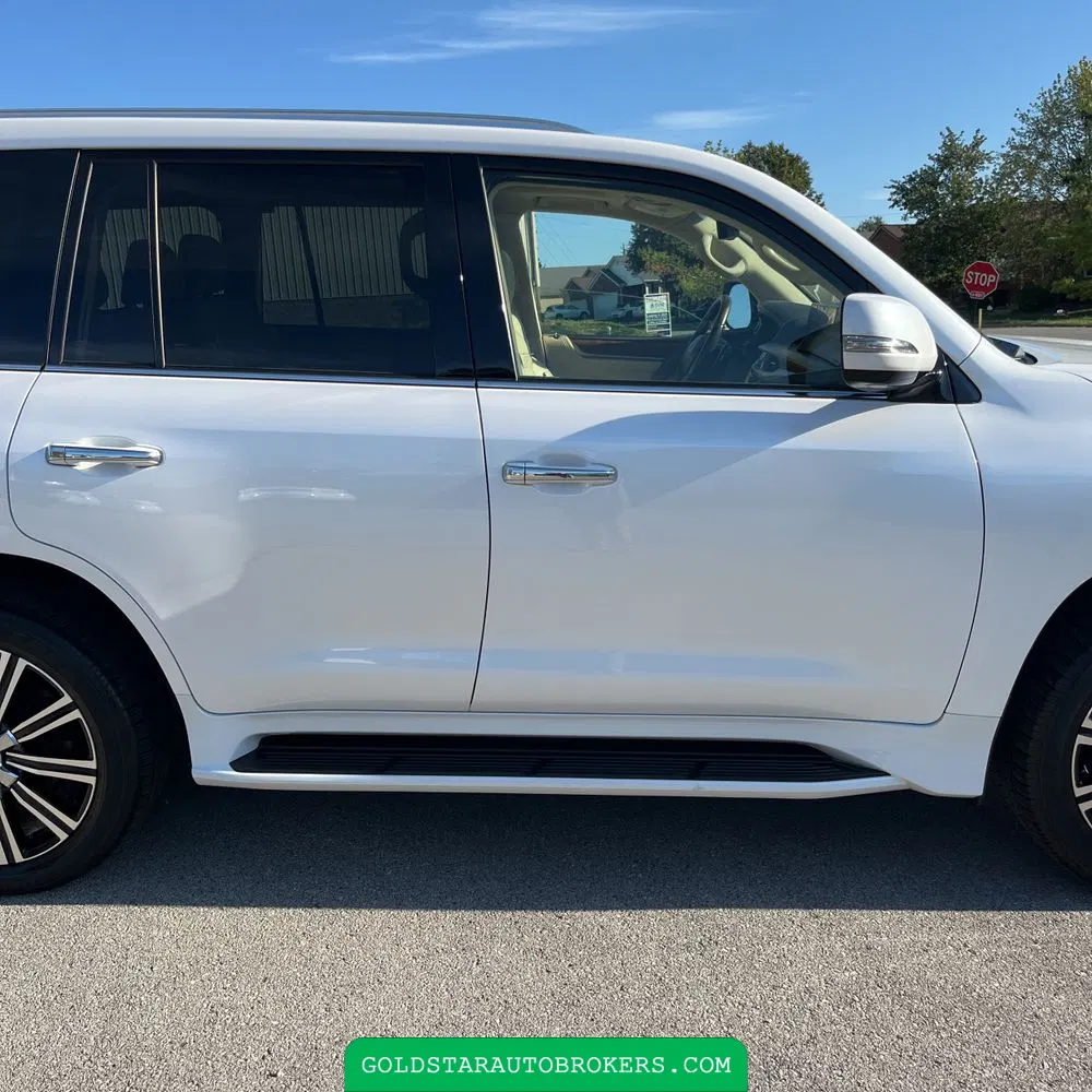 2021 Lexus LX 570 Three-Row