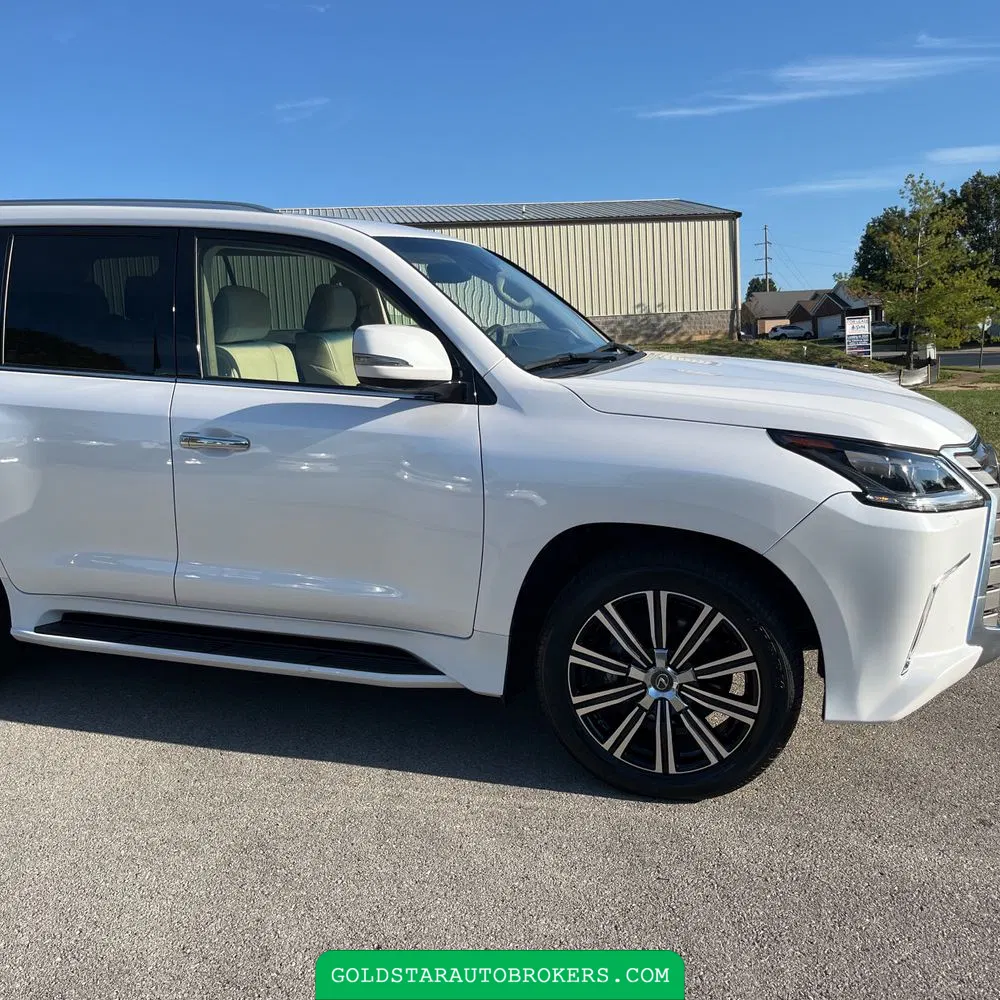 2021 Lexus LX 570 Three-Row