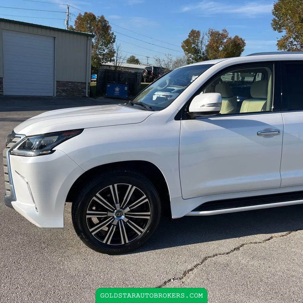 2021 Lexus LX 570 Three-Row