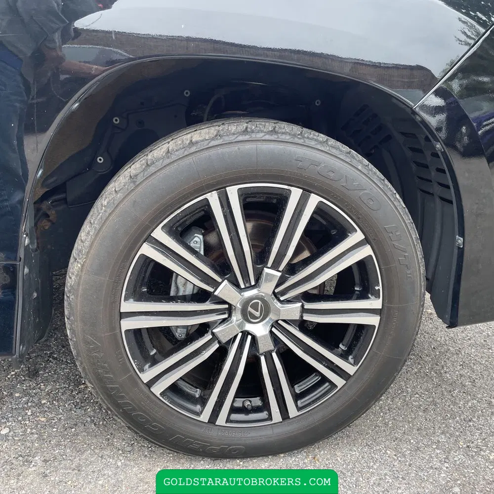 2020 Lexus LX 570 Two-Row