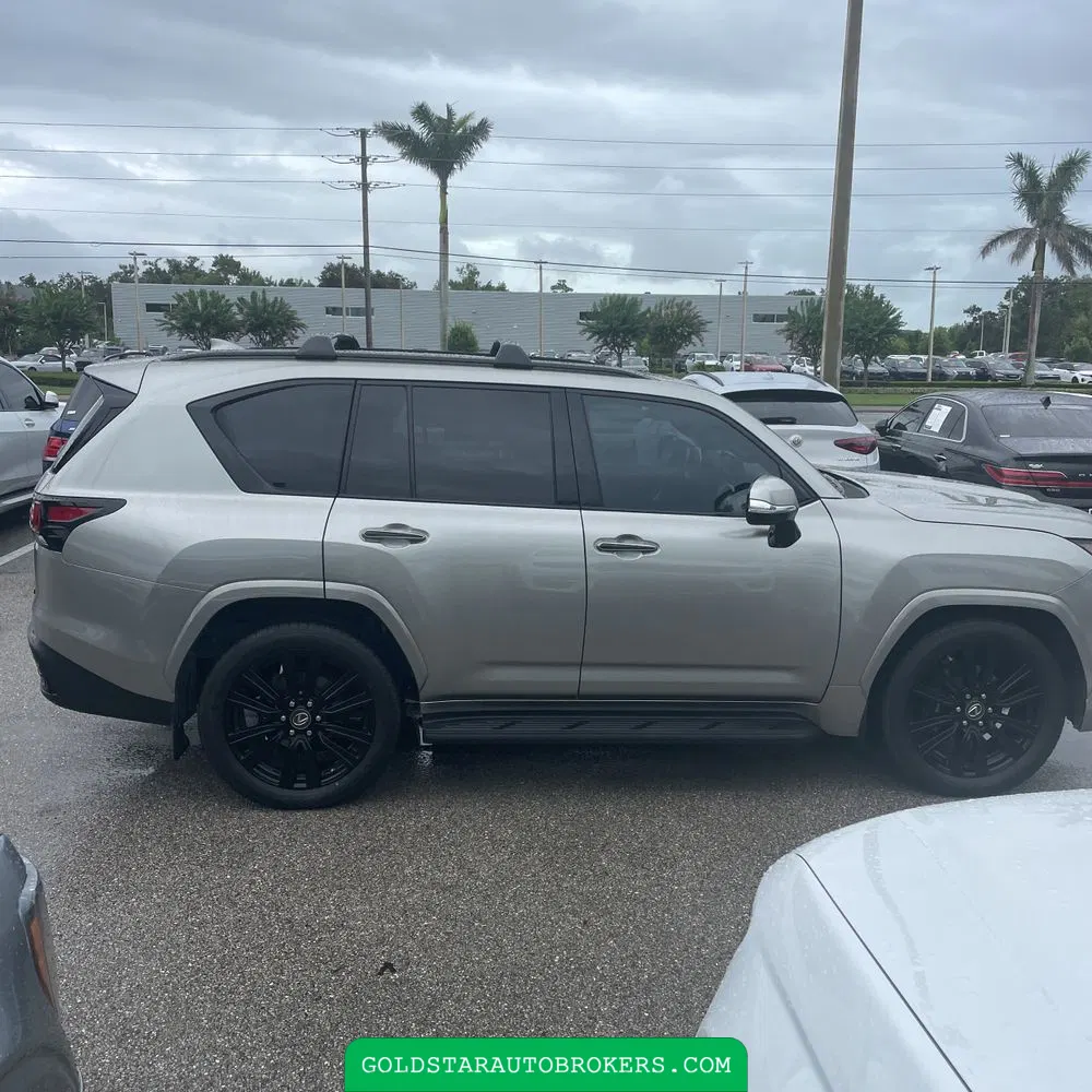 2022 Lexus LX 600 Luxury