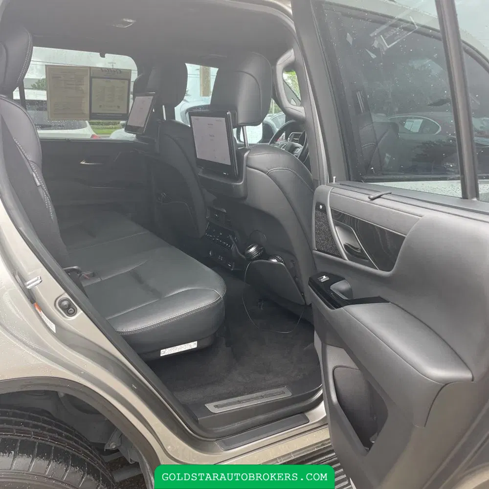 2022 Lexus LX 600 Luxury