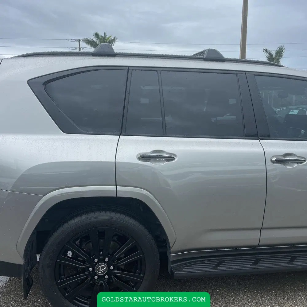 2022 Lexus LX 600 Luxury