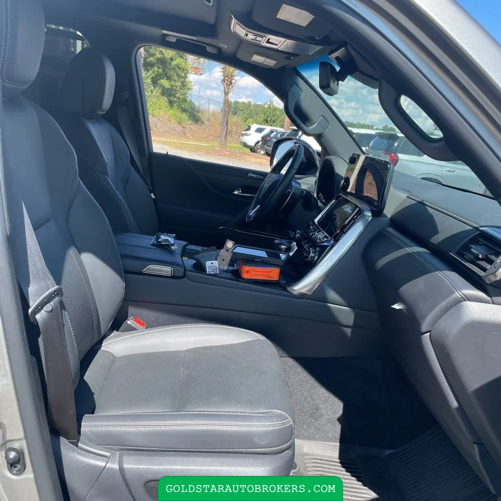 2024 Lexus LX 600 Luxury