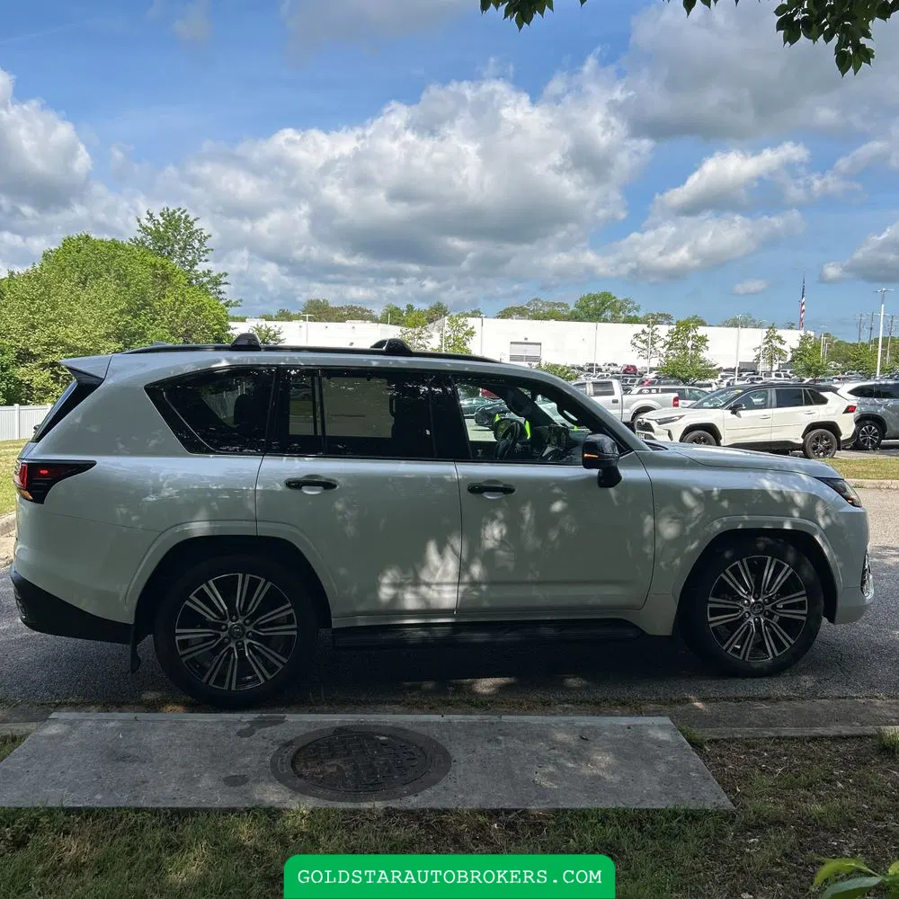 2023 Lexus LX 600 Luxury