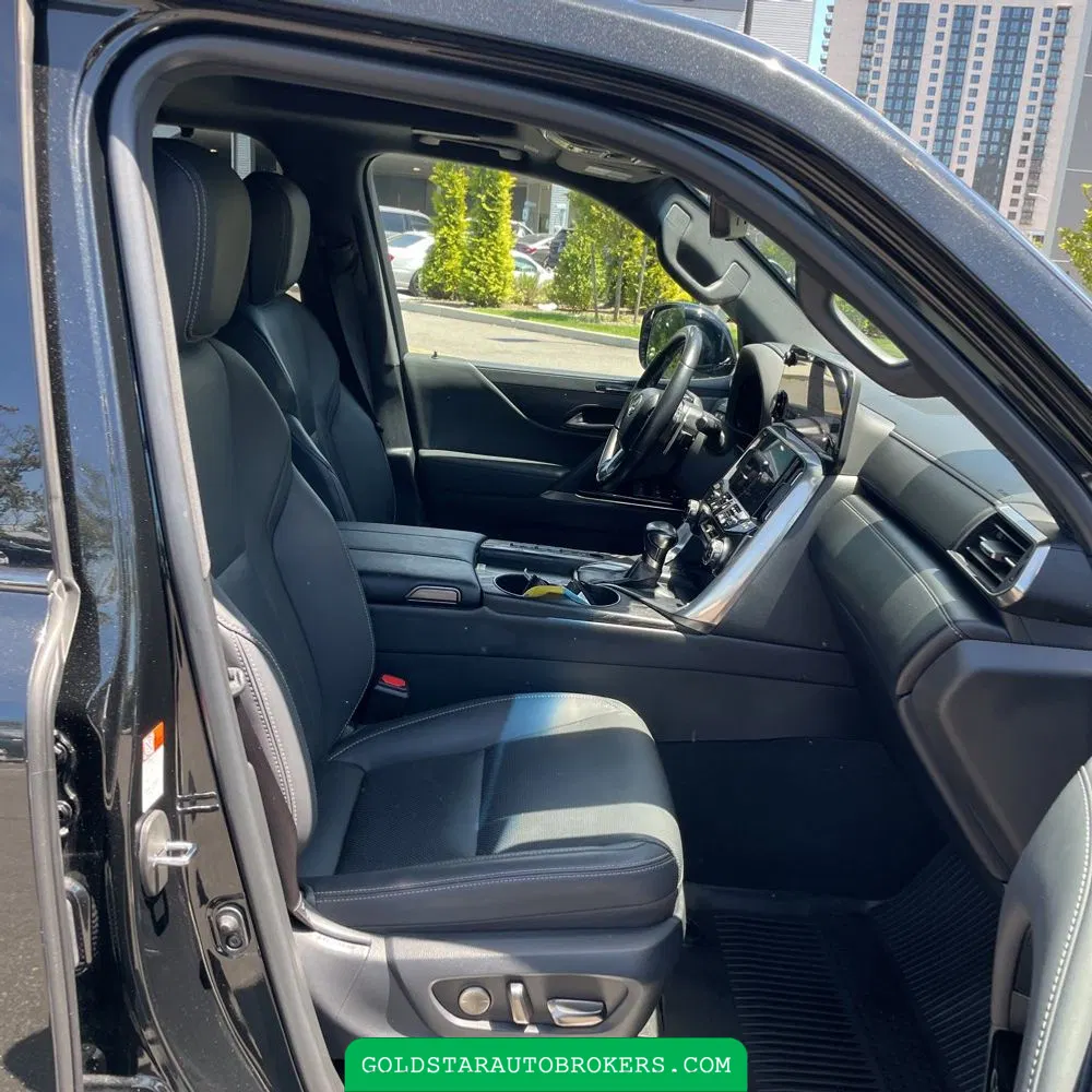 2022 Lexus LX 600 Luxury