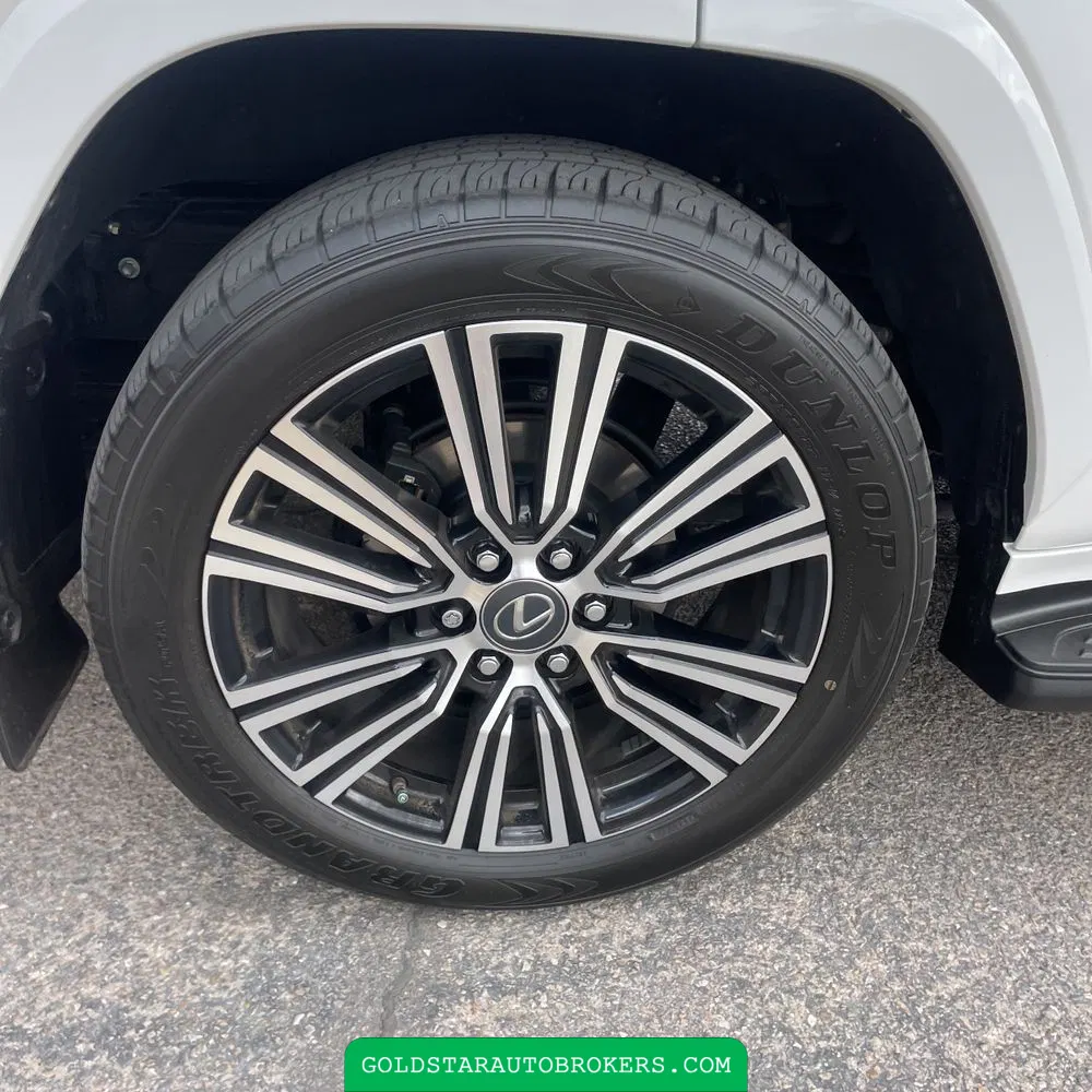 2023 Lexus LX 600 Luxury
