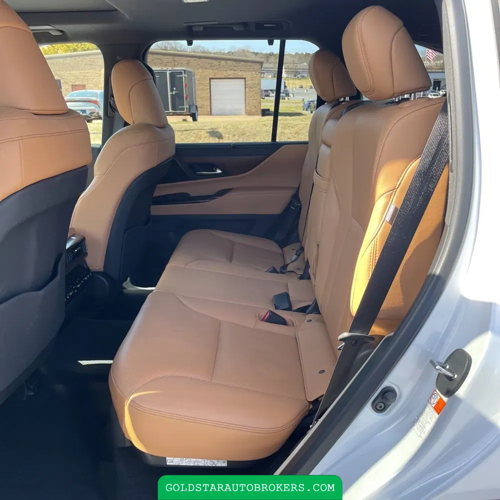 2023 Lexus LX 600 Luxury