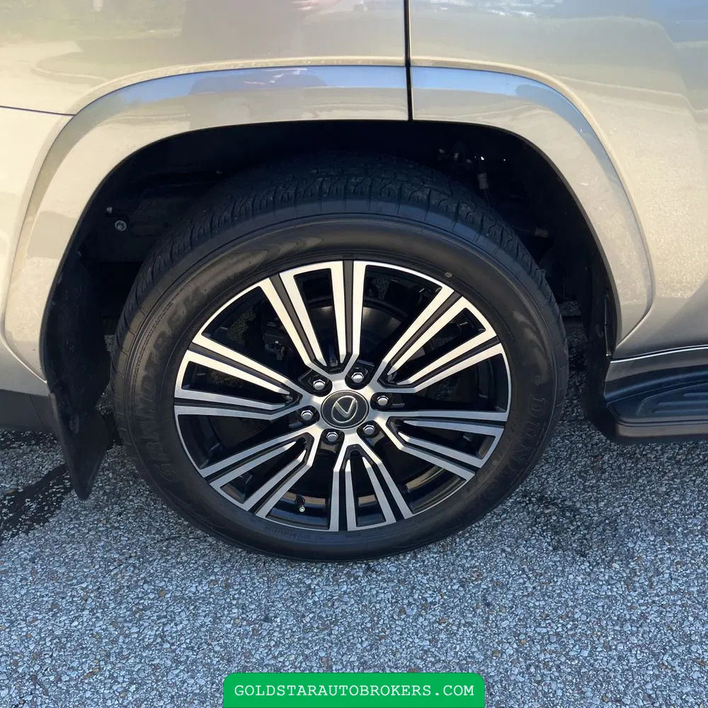 2024 Lexus LX 600 Luxury