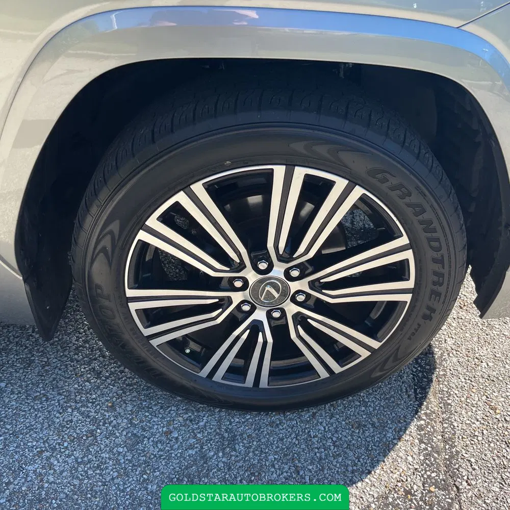 2024 Lexus LX 600 Luxury