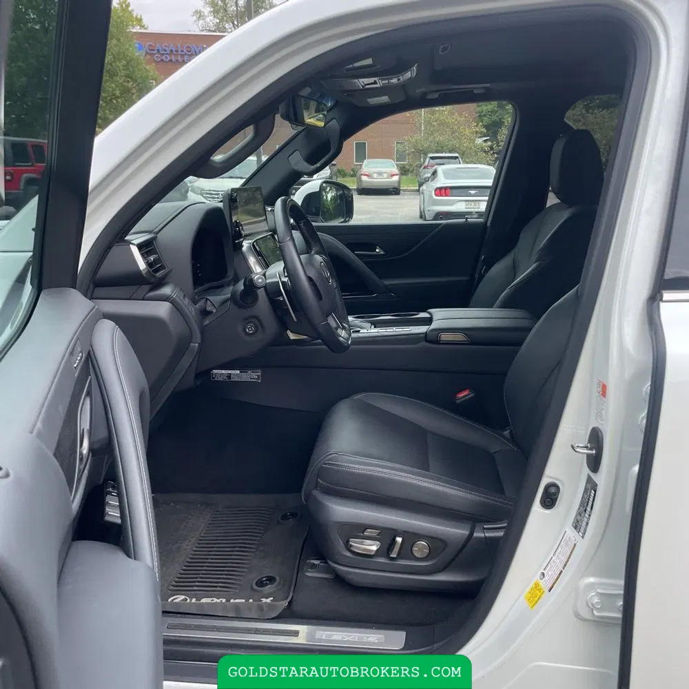 2024 Lexus LX 600 Luxury