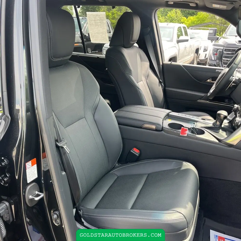 2025 Lexus LX 600 Luxury