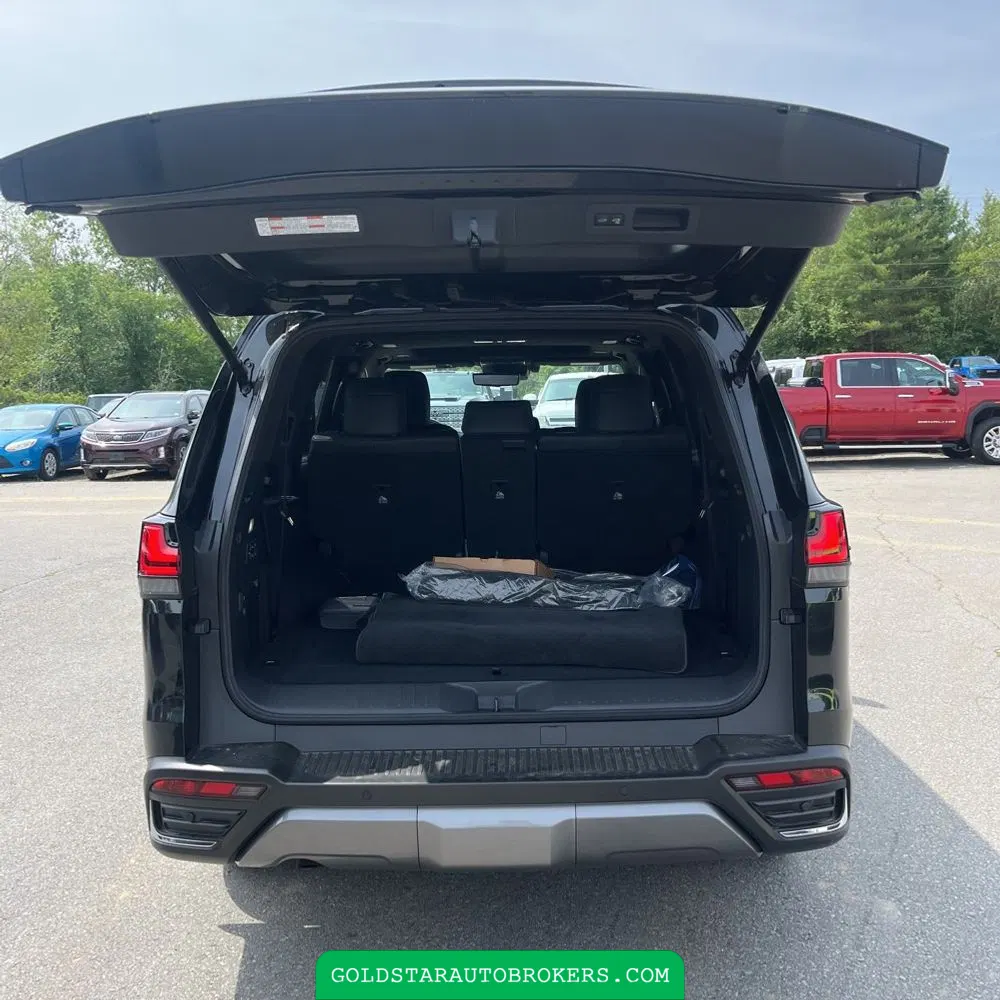 2025 Lexus LX 600 Luxury