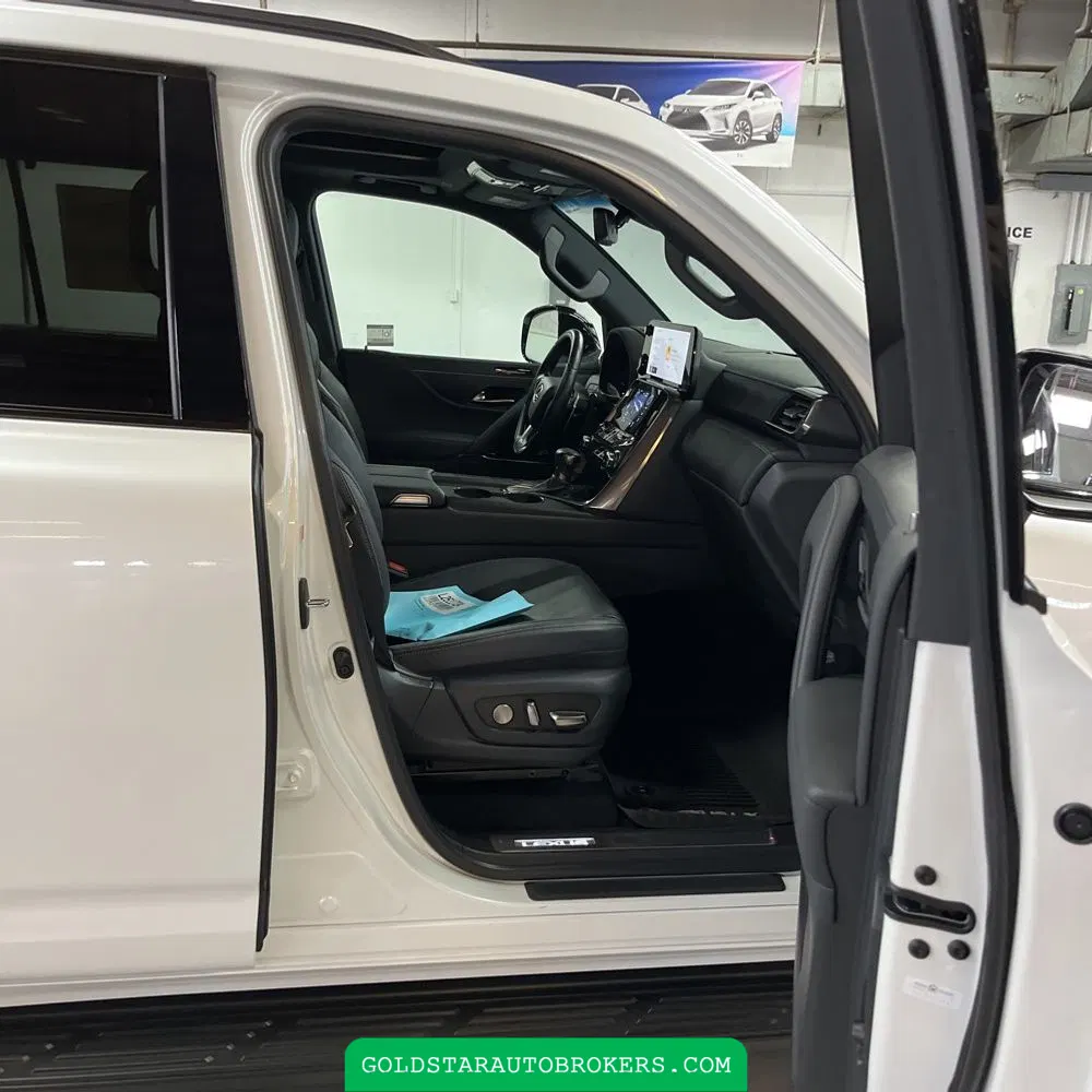 2023 Lexus LX 600 Luxury